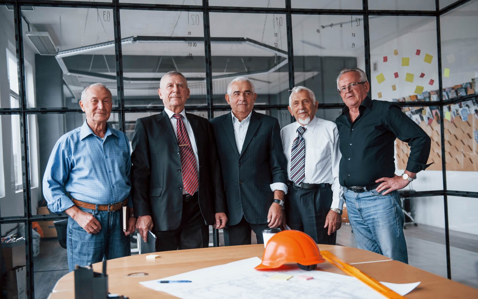 aged-team-of-elderly-businessman-architects-stands-2021-08-28-22-30-33-utc.jpg aged-team-of-elderly-businessman-architects-stands-2021-08-28-22-30-33-utc.jpg